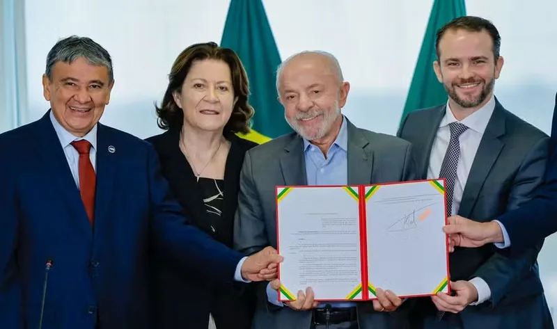 Reajuste do Bolsa Família foi definido após críticas ao custo de vida