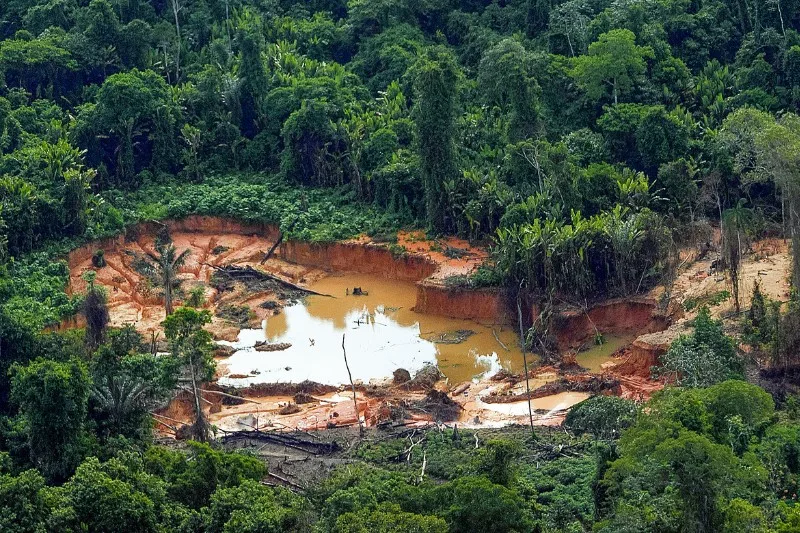 Justiça torna réus acusados de garimpo ilegal em terra indígena no Amazonas