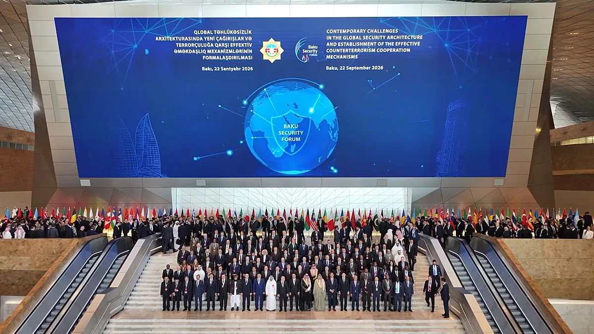 Fórum em Baku reúne países para discutir terrorismo e ciberataques