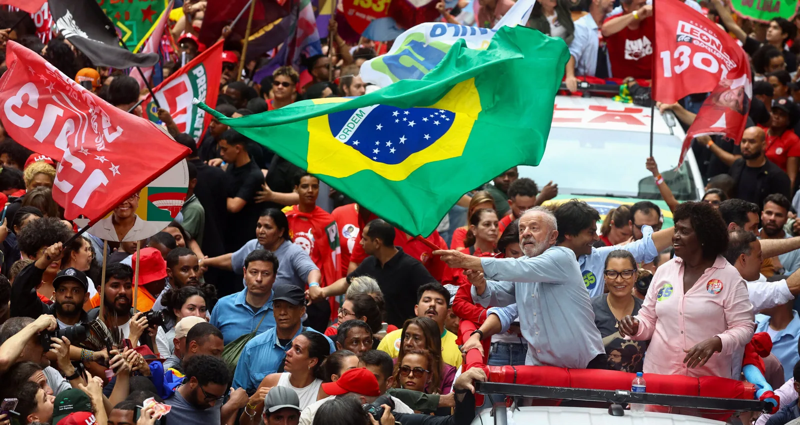 Lula recua sobre restrição a cartões e critica juros do crédito
