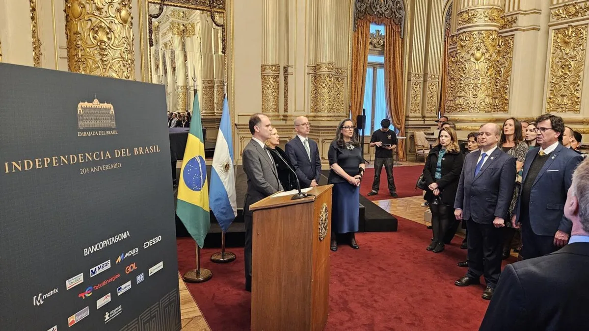 Brasil reduz nível diplomático com Argentina e cobra respeito à relação bilateral