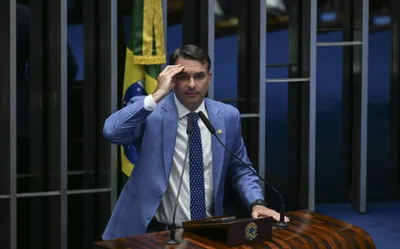 Emenda de Flávio a projeto no Rio é investigada pela Polícia Federal