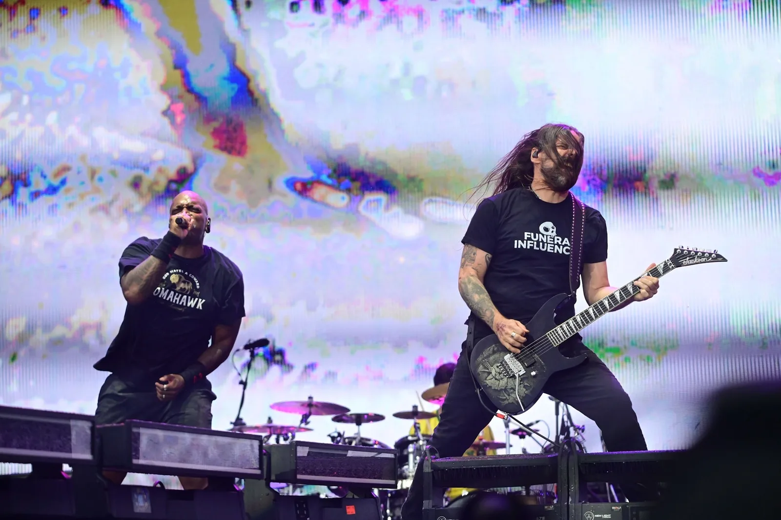 Andreas Kisser usa camiseta de projeto sobre a morte no Rock in Rio