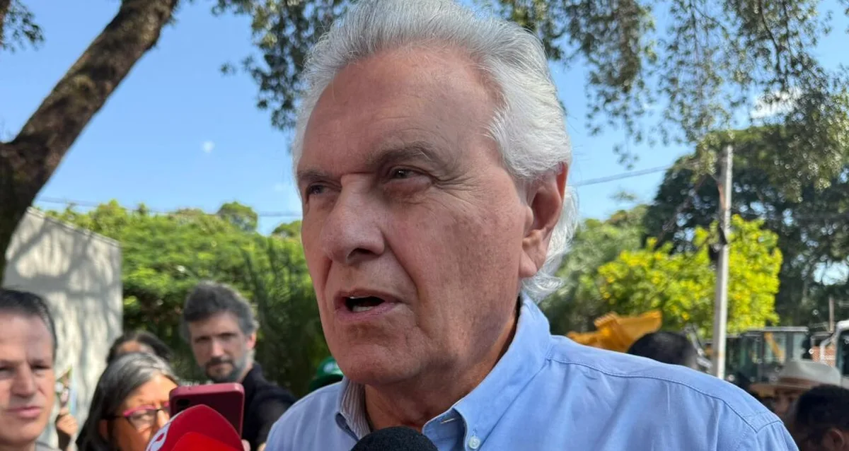 Candidato do PSD recebe tratamento intravenoso após diagnóstico de faringite