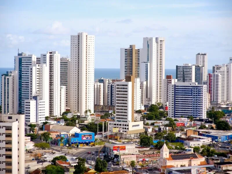 Juros e custos reduzem espaço para imóveis de classe média nas capitais