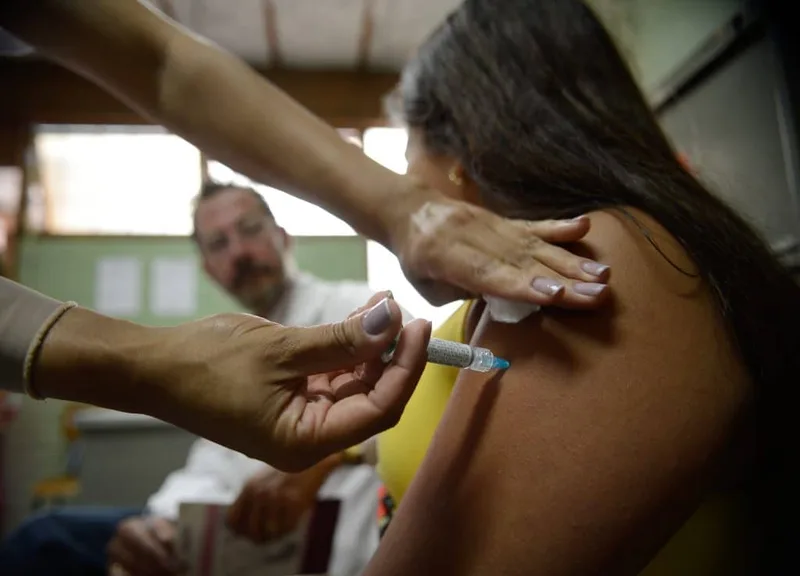 HPV: veja quais adultos podem receber a vacina gratuitamente pelo SUS