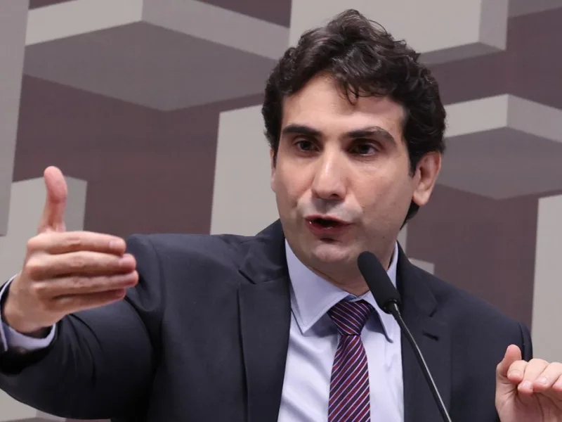 PF convoca dirigentes do Banco Central e André Esteves no caso Master