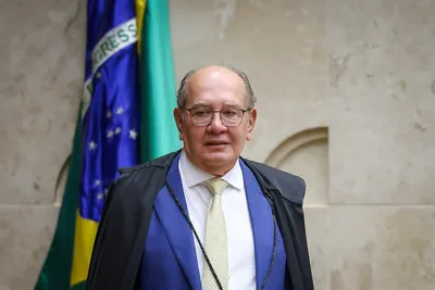 Gilmar Mendes interrompe julgamento sobre afastamento de dirigentes da PF