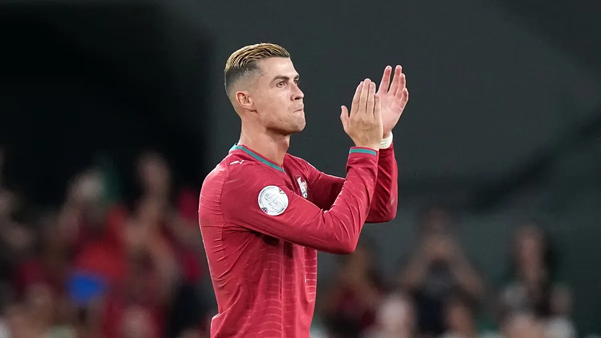 Cristiano Ronaldo e Jorge Jesus amenizam tensão antes de jogo com a Dinamarca