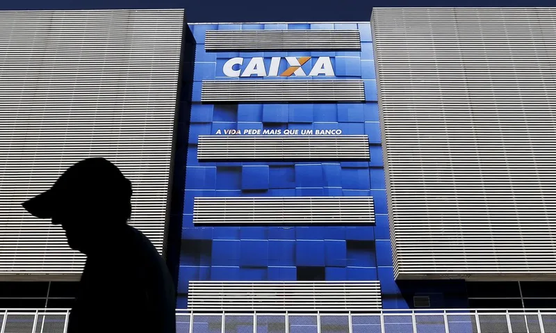Empregados da Caixa rejeitam proposta e mantêm greve nacional