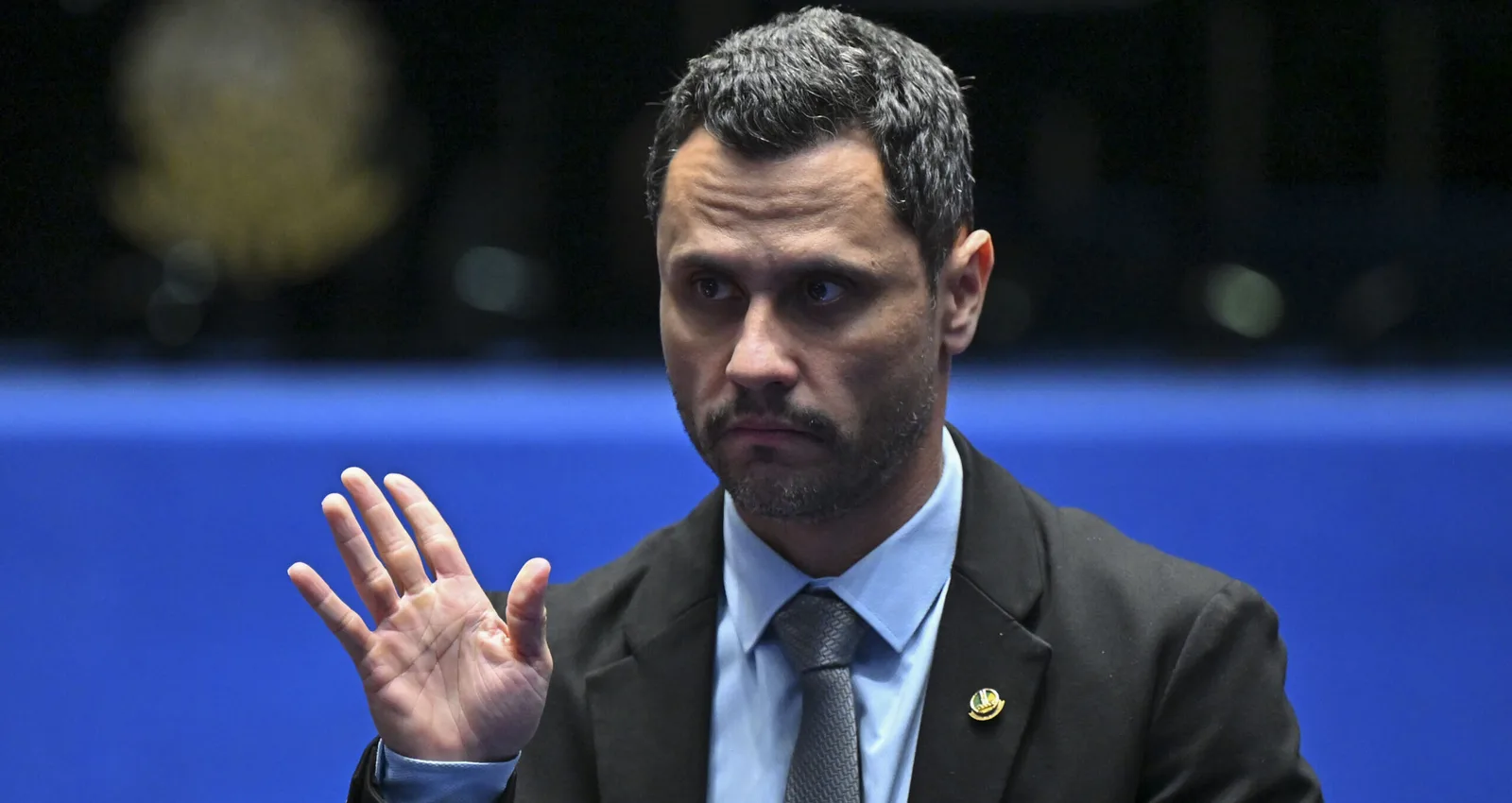 Cleitinho nega crise financeira em Minas e promete renegociar dívida com a União