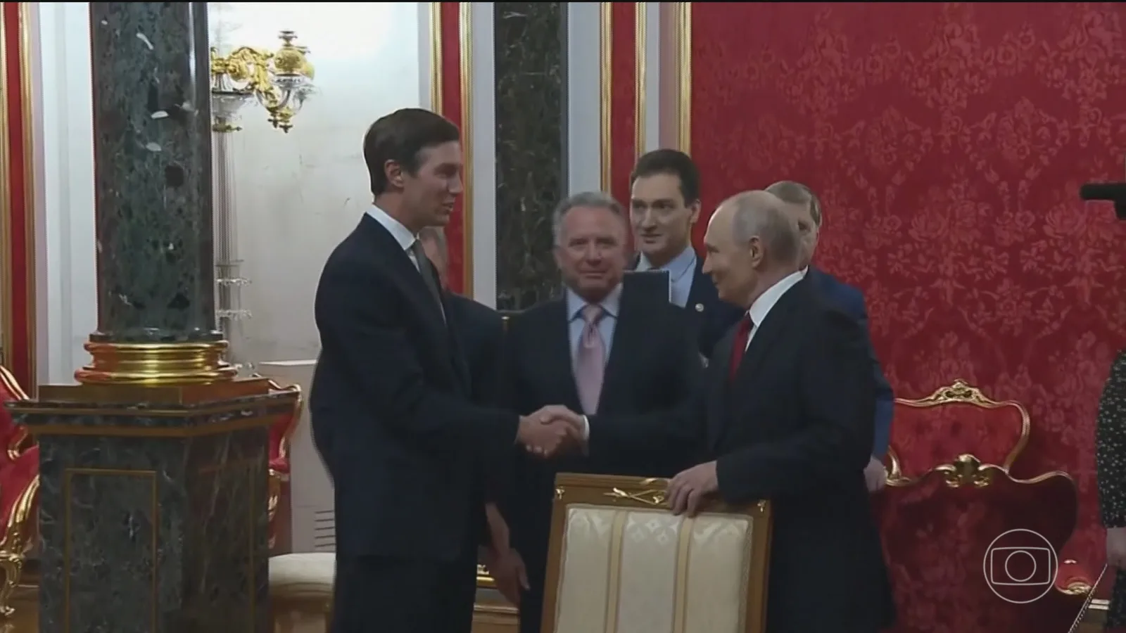 Witkoff e Kushner levam proposta de Trump ao Kremlin