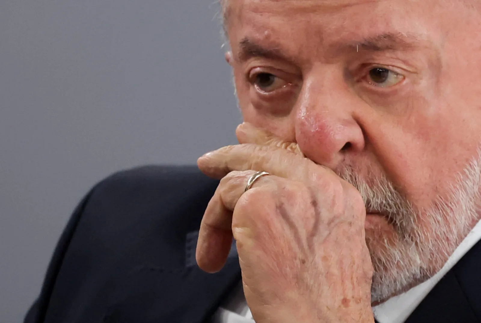 Lula cita avanço no emprego e diferença nos preços dos alimentos