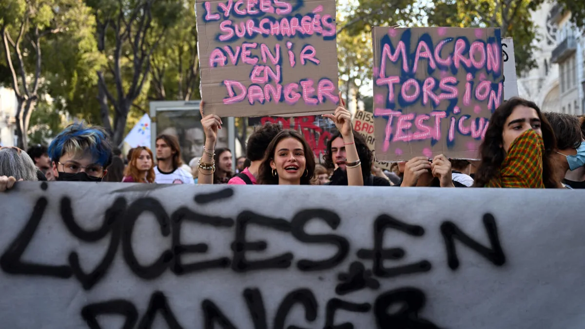 Protestos estudantis reúnem 86 mil pessoas em cidades da França