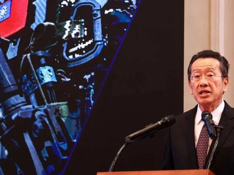 Taiwan mantém negociações militares com os EUA, mas pacote de US$ 14 bilhões segue suspenso