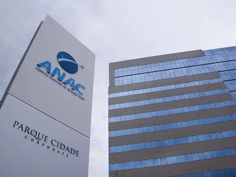 Anac suspende direito de voar de passageiro por seis meses