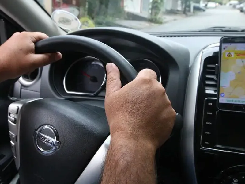 Entregas e transporte somam 88,8% do trabalho em plataformas no país