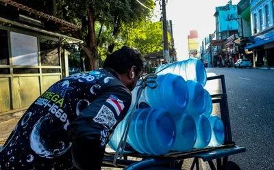 Calor extremo e apagões alteram rotina de moradores de Manaus