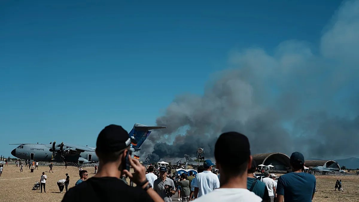 Dois pilotos morrem na queda de caça durante evento aéreo na Grécia