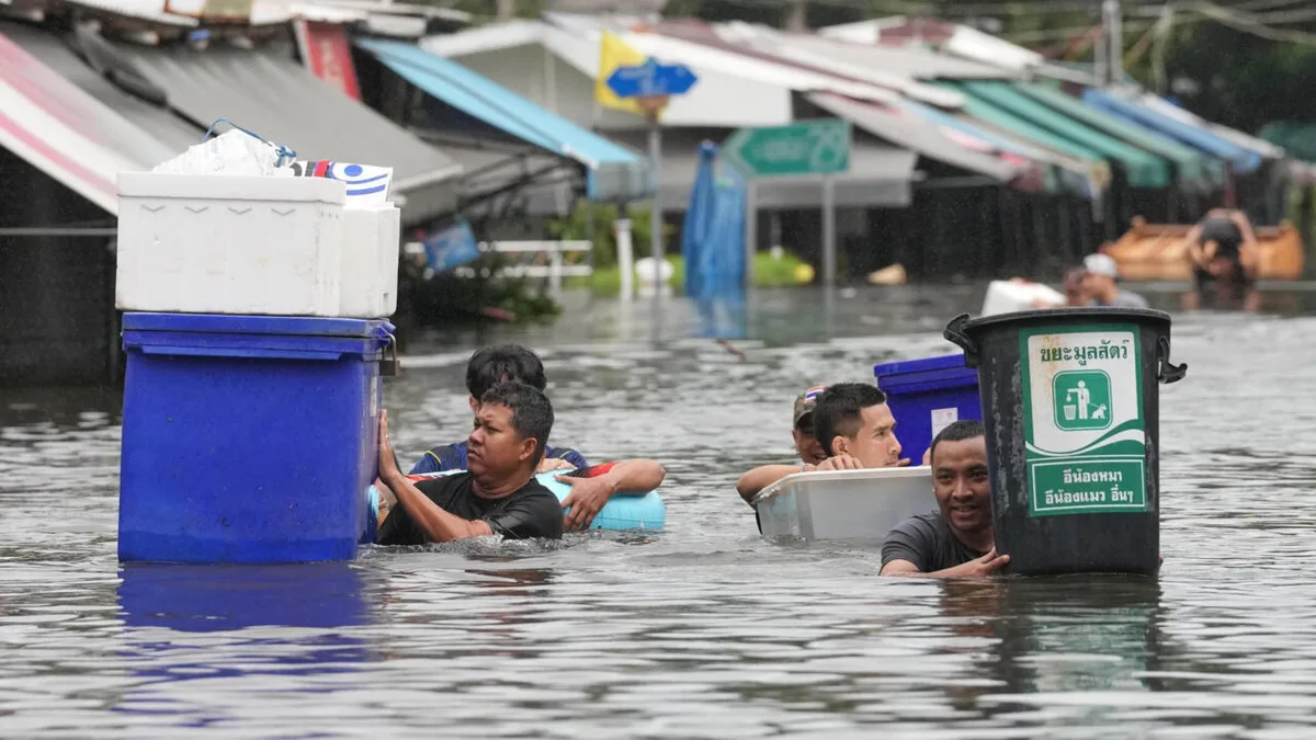 Enchentes afetam 52 mil residências e evacuam 4.900 pessoas em Bangcoc