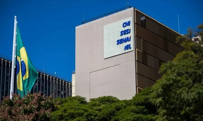 Indústrias projetam mais crédito e pressão sobre margens, diz CNI