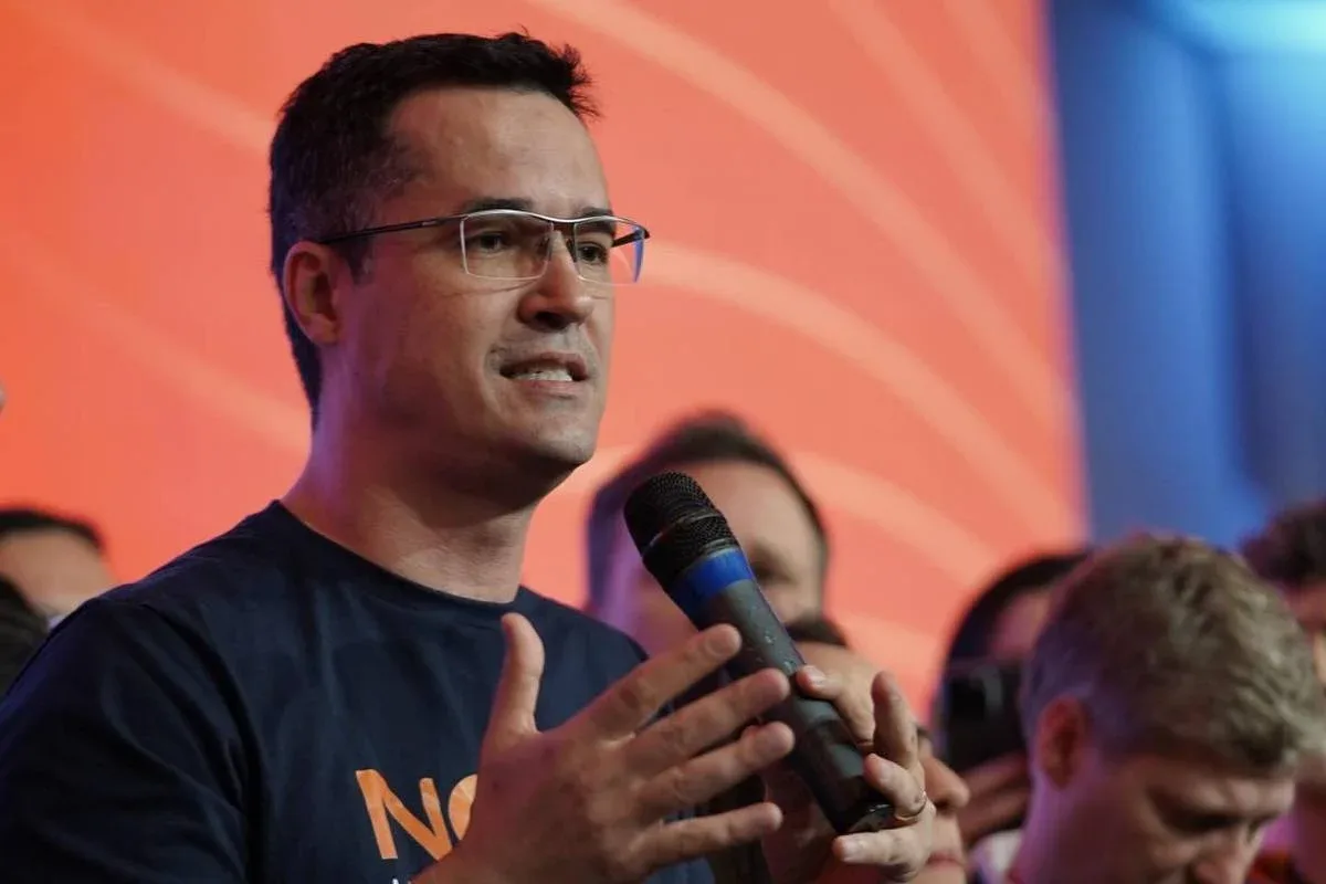 TSE mantém inelegibilidade de Deltan até 2029 e anula votos da chapa