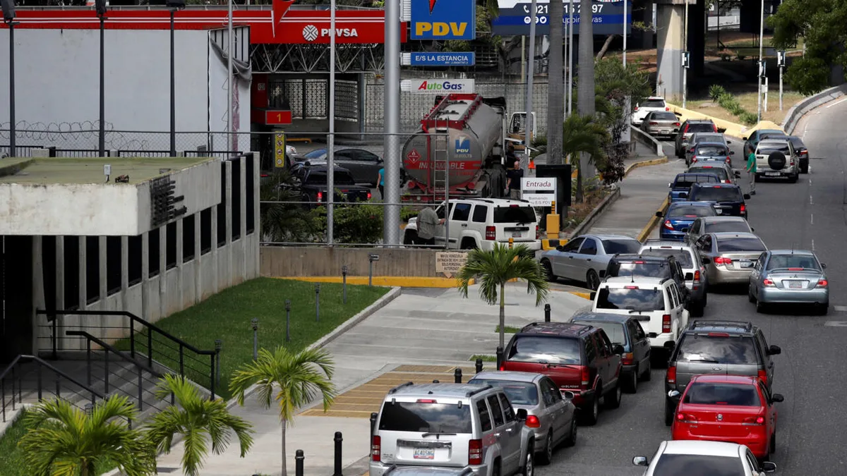 Cortes de energia chegam a Caracas enquanto Táchira protesta contra falta de luz