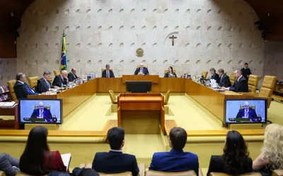 Dino derruba afastamento e mantém chefia da PF em meio a disputa no STF