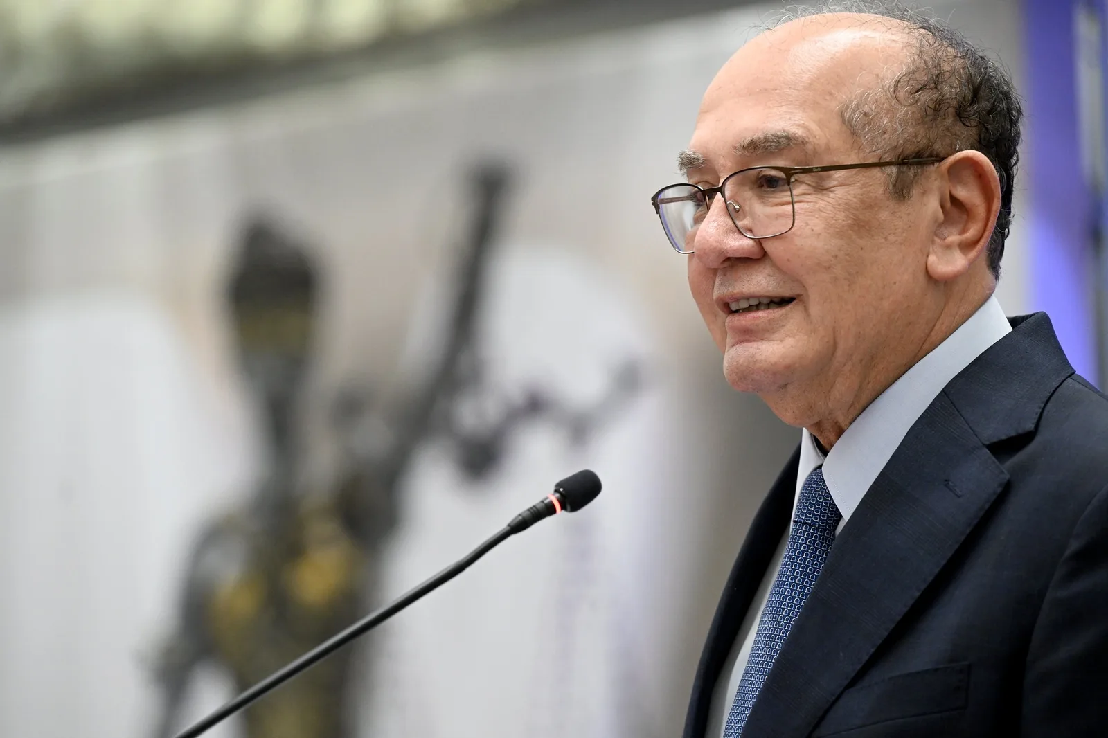 Proposta de Gilmar Mendes amplia restrição a servidores cedidos ao STF