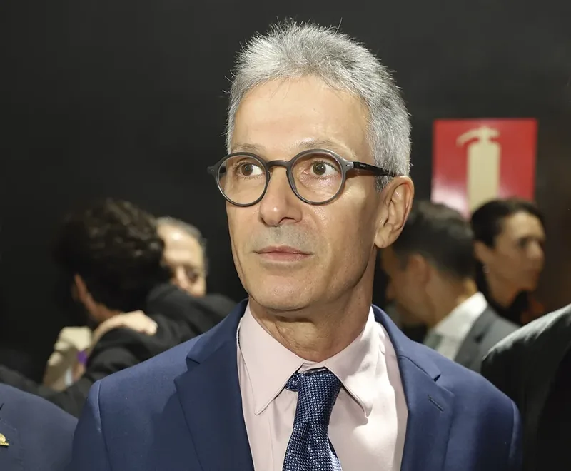 TSE dá 24 horas para campanha de Zema remover vídeo feito com IA