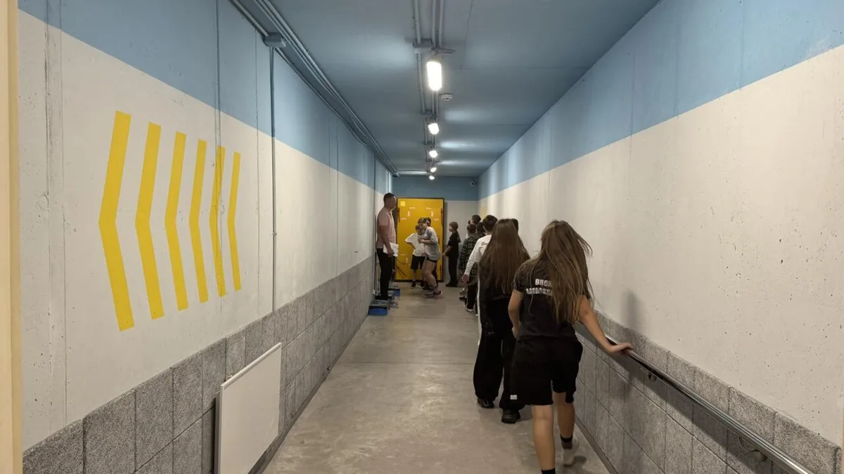 Zaporíjia amplia escolas subterrâneas para proteger alunos de ataques russos