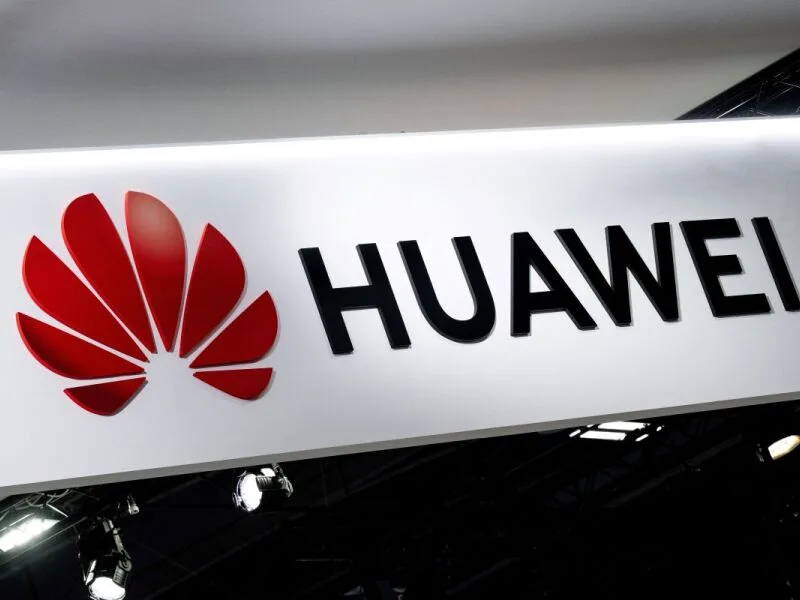 Huawei apresenta novos chips e projeta avanços em computação para IA
