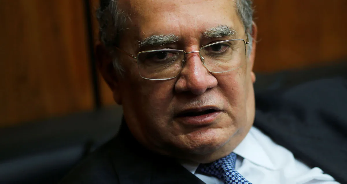 Gilmar Mendes defende TSE sem atuação partidária após tensão no STF